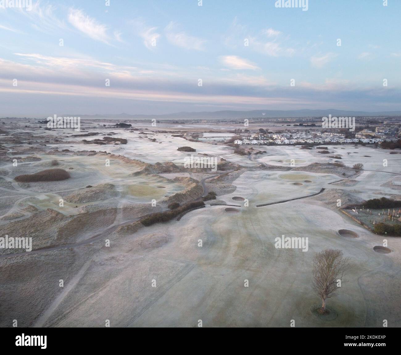 Una gelida Portmarnock Golf Club in una fredda mattina di marzo Foto Stock