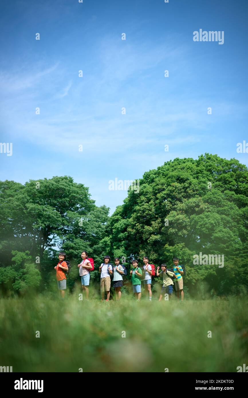 Bambini giapponesi al parco cittadino Foto Stock