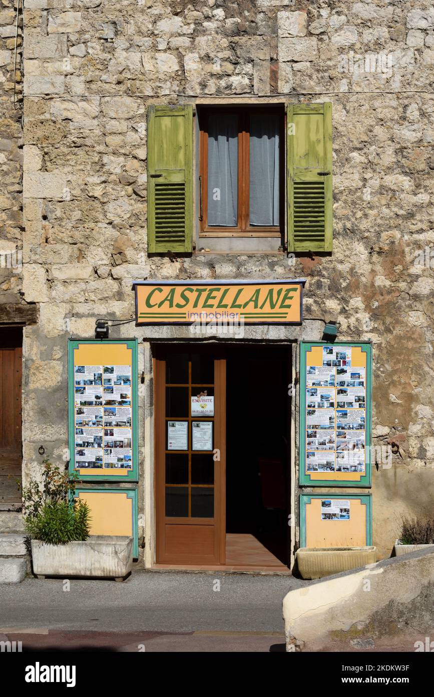 Agente immobiliare, Agenzia immobiliare, Agente immobiliare, Broker immobiliare o Broker immobiliare Castellane Provence Francia Foto Stock