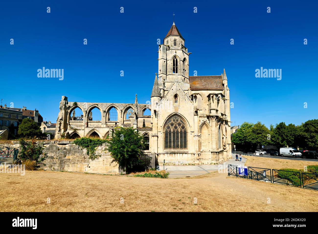 Caen Normandia Francia. Le rovine della chiesa di Saint Étienne le Vieux Foto Stock