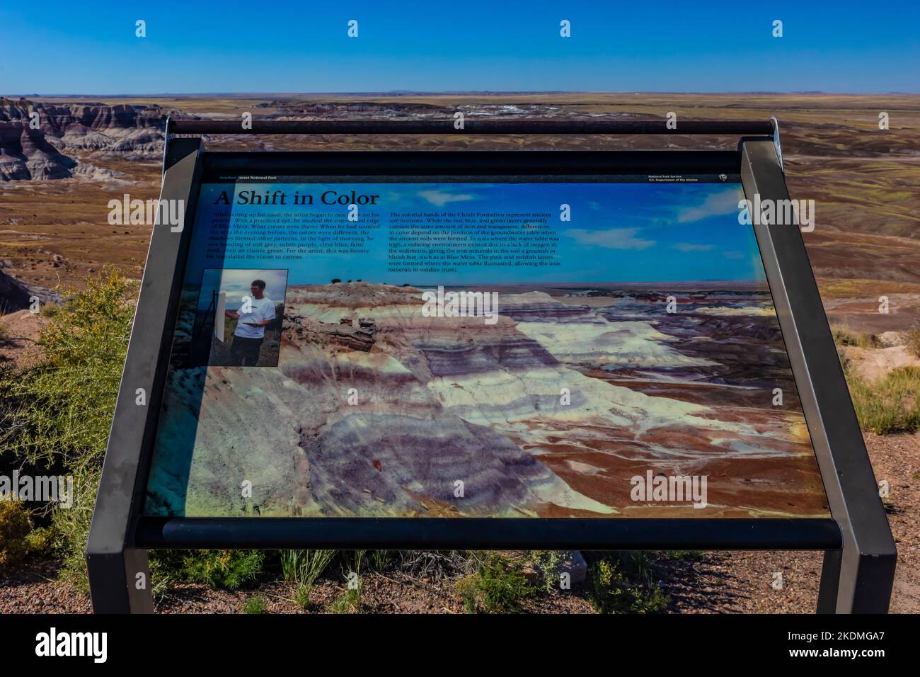 Insegna interpretativa al Blue Mesa nel Petrified Forest National Park, Arizona, USA Foto Stock