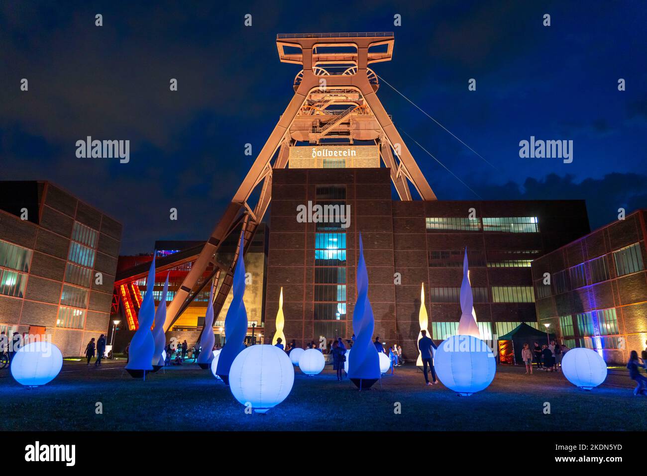 Extraschicht, Notte della Cultura industriale, musica, azione, attrazioni, cultura, arte, mostra in 43 locali in 23 città, in ex siti industriali nel Foto Stock