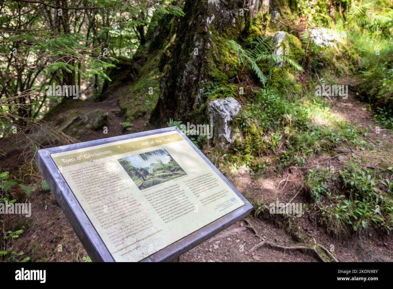 Signal Rock Glencoe, collegato al massacro di Glencoe e la sua organizzazione, Highlands scozzesi, Scozia, Regno Unito, estate 2022 Foto Stock