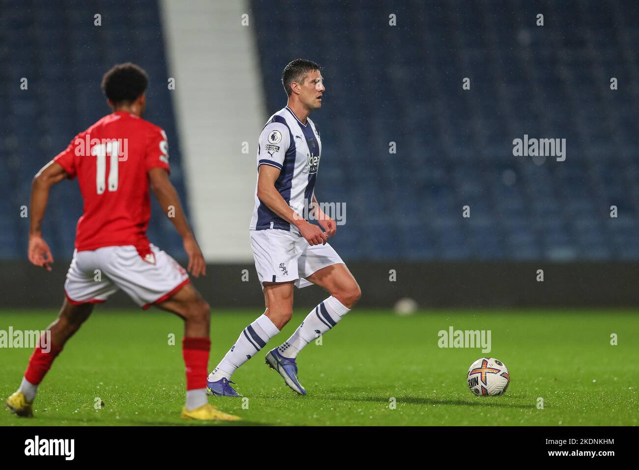 West Bromwich, Regno Unito. 07th Nov 2022. Martin Kelly #16 di West Bromwich Albion in azione durante la partita della Premier League 2 U23 West Bromwich Albion U23 vs Nottingham ForestU 23 al Hawthorns, West Bromwich, Regno Unito, 7th novembre 2022 (Foto di Gareth Evans/News Images) a West Bromwich, Regno Unito il 11/7/2022. (Foto di Gareth Evans/News Images/Sipa USA) Credit: Sipa USA/Alamy Live News Foto Stock