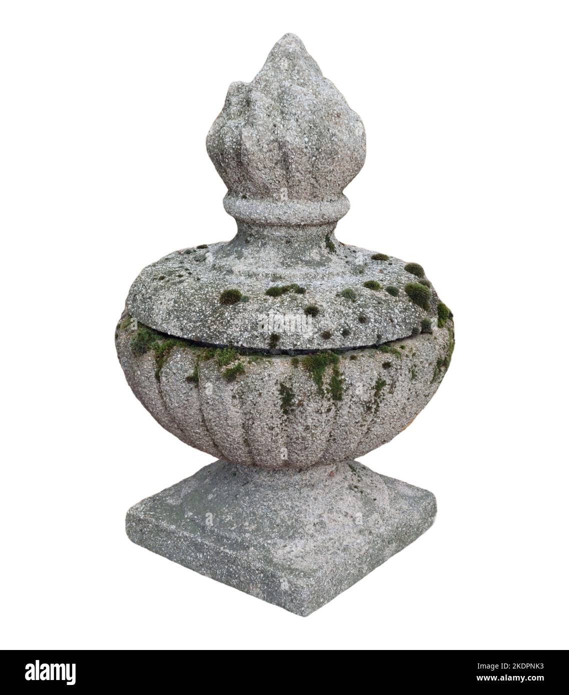 cimitero di pietra vascello su sfondo bianco isolato Foto Stock