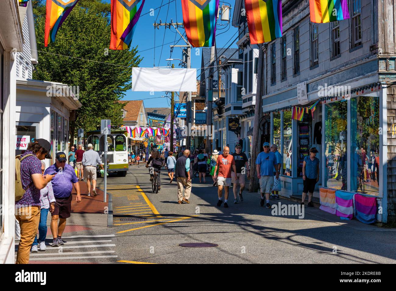 Providence Town, Massachusetts, USA - 14 settembre 2022: Strade strette, case e negozi in centro. Foto Stock