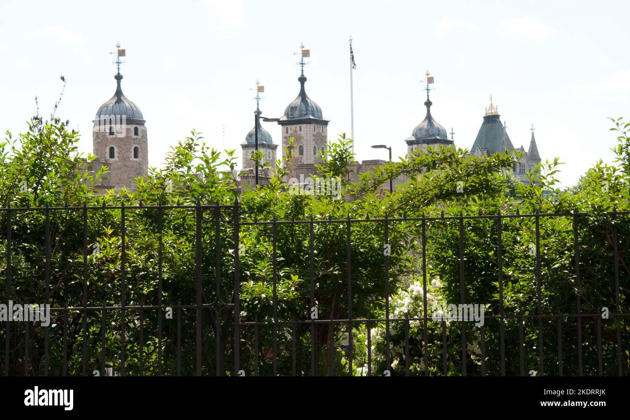 La Torre, la Città, Londra, Regno Unito - questa torre risale al tempo della conquista normanna. Guglielmo il Conquistatore iniziò a lavorare qui poco dopo Foto Stock