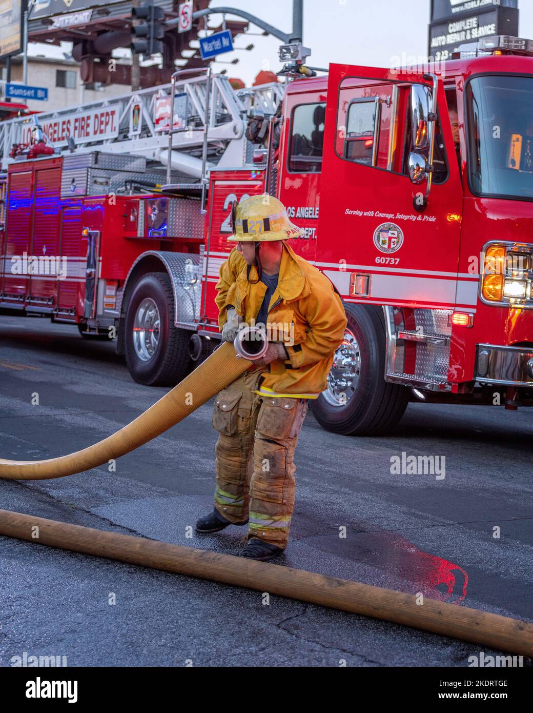 Immagini Stock - Los Angeles, California, USA - 16 Agosto 2015: I Vigili  Del Fuoco Di Los Angeles, Il Terzo Più Grande Vigili Del Fuoco Comunale  Negli Stati Uniti, Si Unisce Settimana