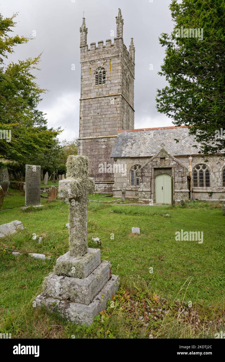 15th ° secolo Chiesa di Saint Laudus o Mabe Chiesa, vicino Falmouth, Cornovaglia, Regno Unito, settembre. Foto Stock