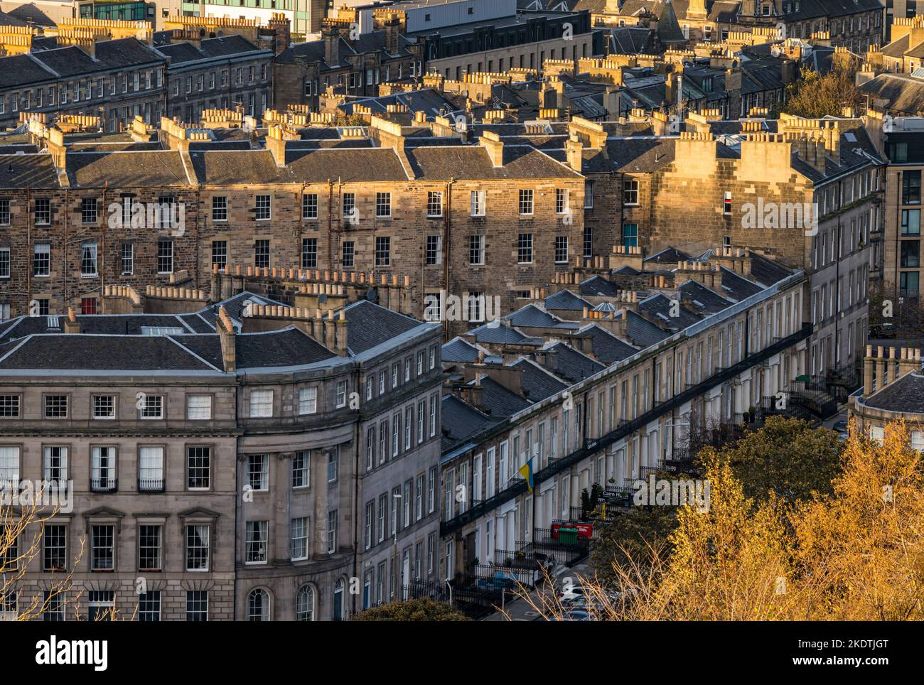 Vista sui tetti degli inquilini georgiani, Edimburgo, Scozia, Regno Unito Foto Stock