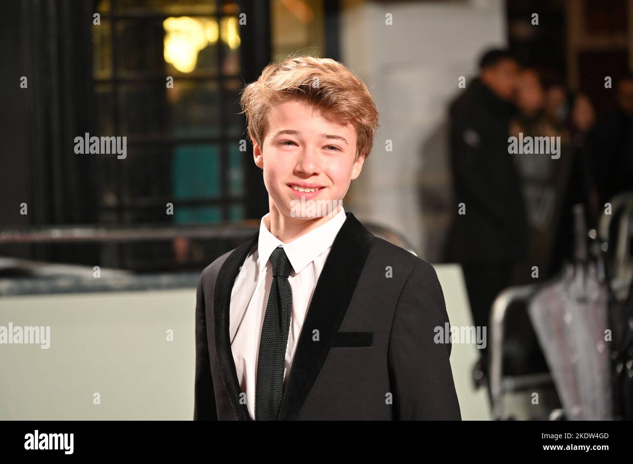 Londra, Regno Unito. 8th Novembre 2022. Will Powell partecipa a Netflix presentando il mondo Permiere - la quinta stagione della Corona al Theatre Royal, Drury Lane, il 8 novembre Londra, Regno Unito. Credit: Vedi li/Picture Capital/Alamy Live News Foto Stock