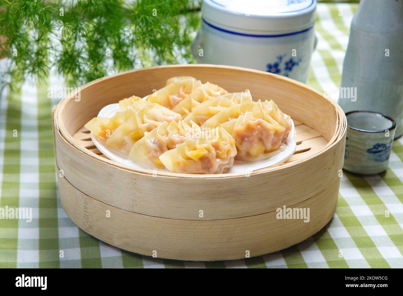 Gnocchi al vapore con mais Foto Stock