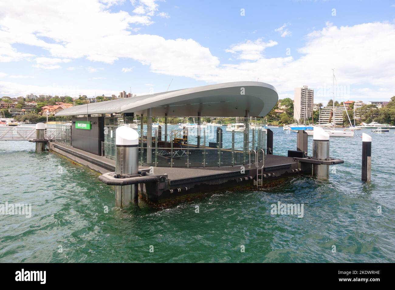 Il molo dei traghetti di North Sydney nel porto di Sydney Foto Stock