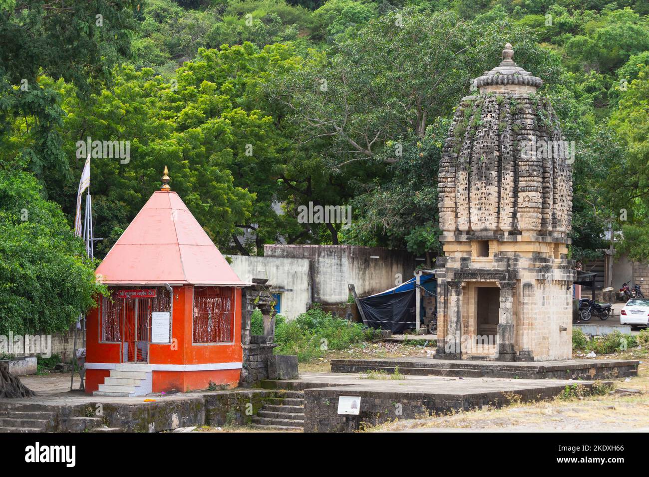 Antico tempio di Ganesh nel campus del tempio di Navlakha, Ghumli, Dwarka, Gujarat, India. Foto Stock