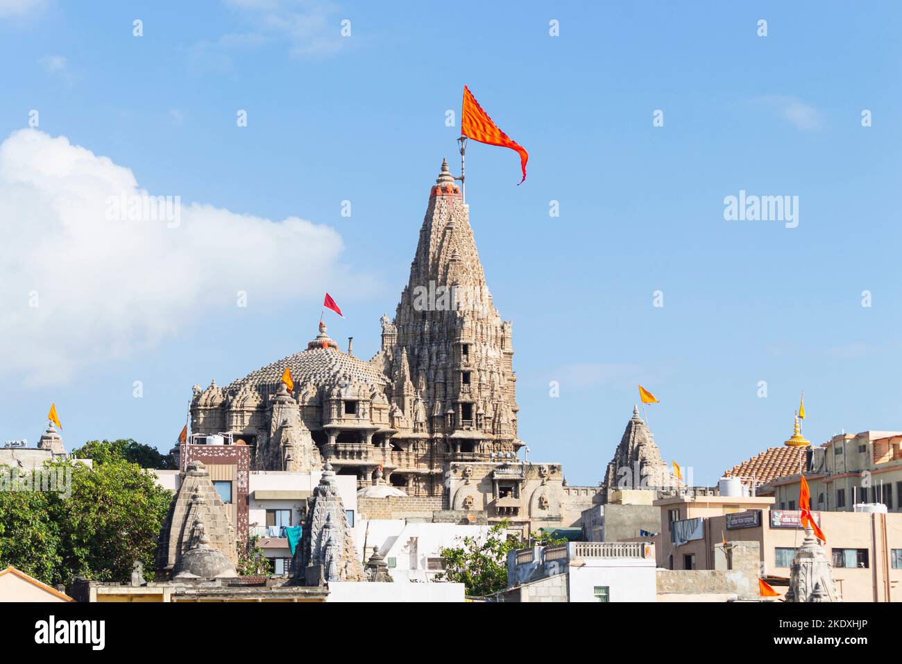 Vista del Tempio di Dwarkadhish, architettura attuale del Tempio è stato costruito da Chalukya nel 15-16th ° secolo, Dwarka, Gujarat, India. Foto Stock