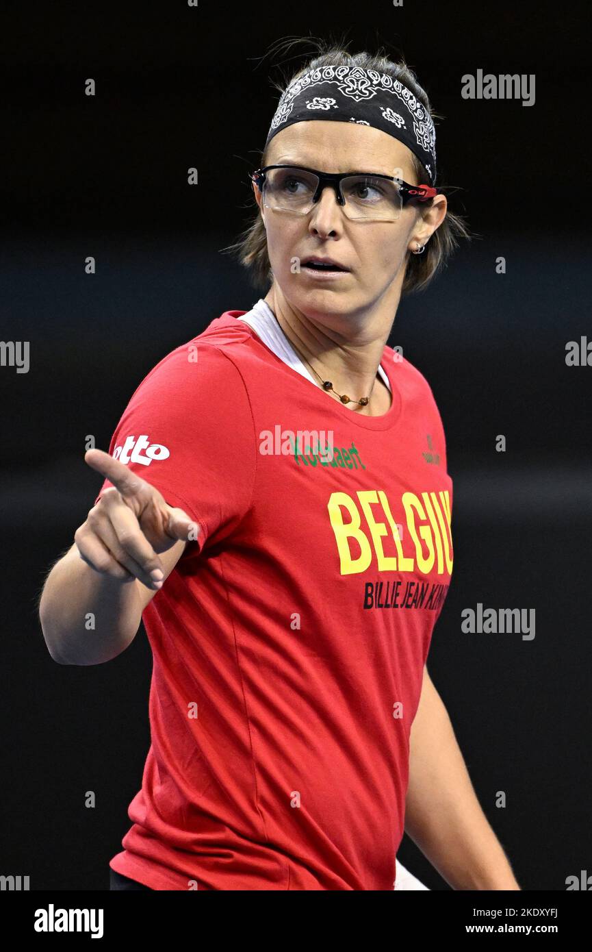 Il belga Kirsten Flipkens ha illustrato durante la sessione di allenamento mattutina prima del legame tra Belgio e Slovacchia nella fase di gruppo delle finali di tennis della Billie Jean King Cup a Glasgow, Scozia, mercoledì 09 novembre 2022. Il torneo si svolge dal 8 al 13 novembre 2022. FOTO DI BELGA LAURIE DIEFFEMBACQ Foto Stock