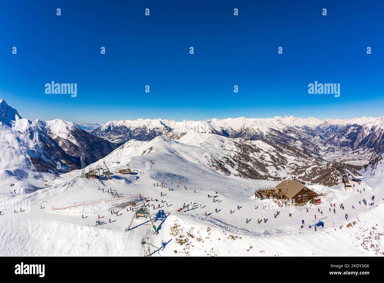 Francia. Hautes-Alpes (05), Foret Blanche domaine, stazione sciistica di Risoul Foto Stock