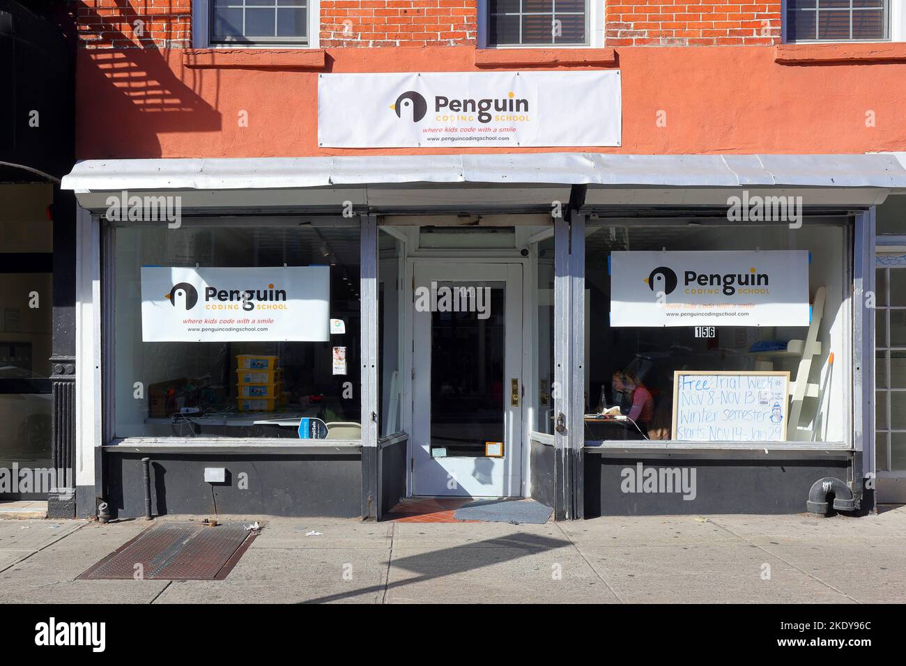 Penguin Coding School, 156 Smith St, Brooklyn, New York, NYC foto di un programma di programmazione per computer post-scuola Foto Stock