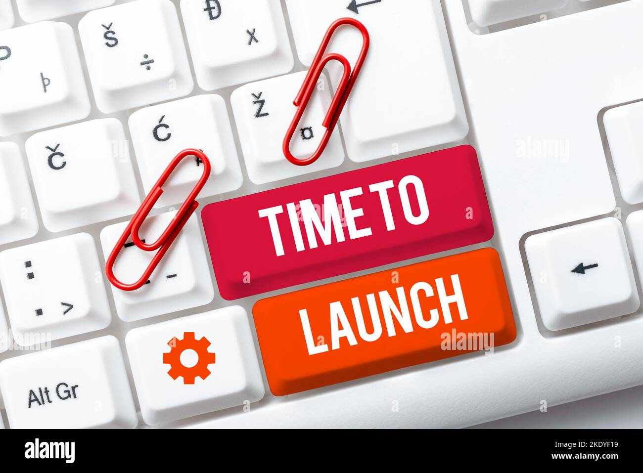 Scrittura a mano segno tempo di lancio, Business idea Business startup, pianificazione e strategia, gestione, realizzazione Foto Stock