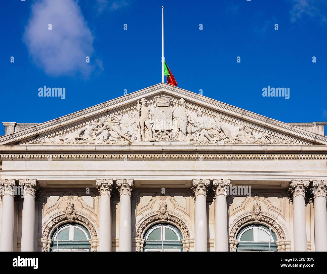Palazzi neoclassici in Portogallo: Il maestoso edificio del Municipio di Lisbona Foto Stock