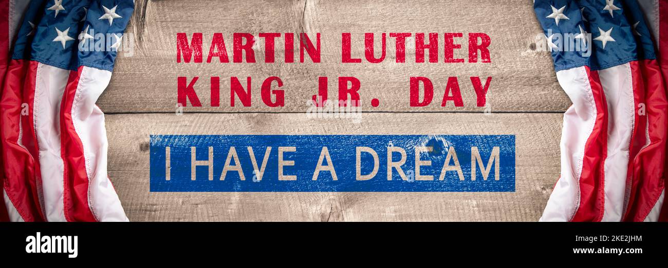 'Ho Un sogno' citazione da Martin Luther King Jr. Su sfondo di legno con bandiera americana - uguaglianza e libertà per gli afroamericani Foto Stock