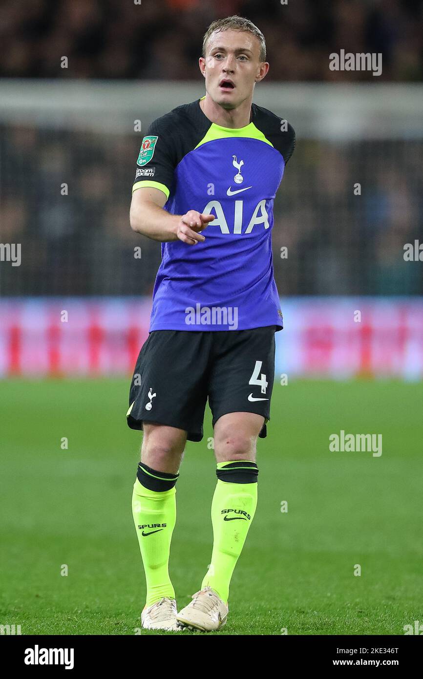 Oliver Skipp #4 di Tottenham Hotspur durante la partita del terzo round della Carabao Cup Nottingham Forest vs Tottenham Hotspur a City Ground, Nottingham, Regno Unito, 9th novembre 2022 (Foto di Gareth Evans/News Images) Foto Stock