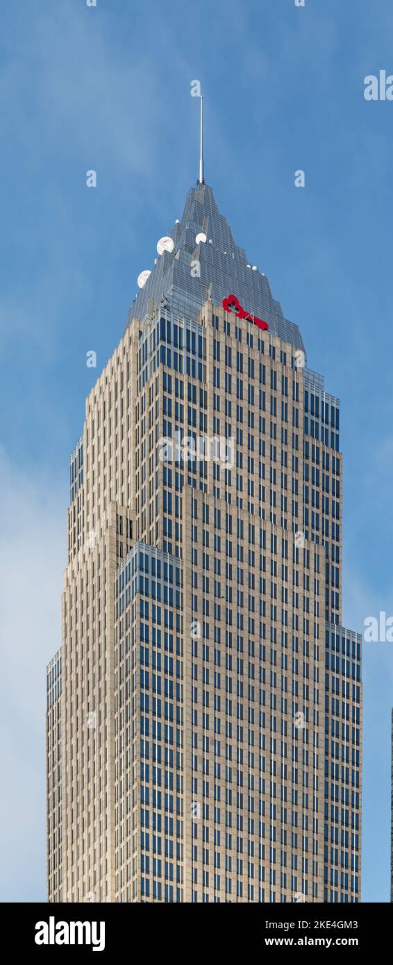 La Key Tower divenne l'edificio più alto di Cleveland quando fu aperta nel 1991, insieme all'adiacente Marriott Hotel. Foto Stock