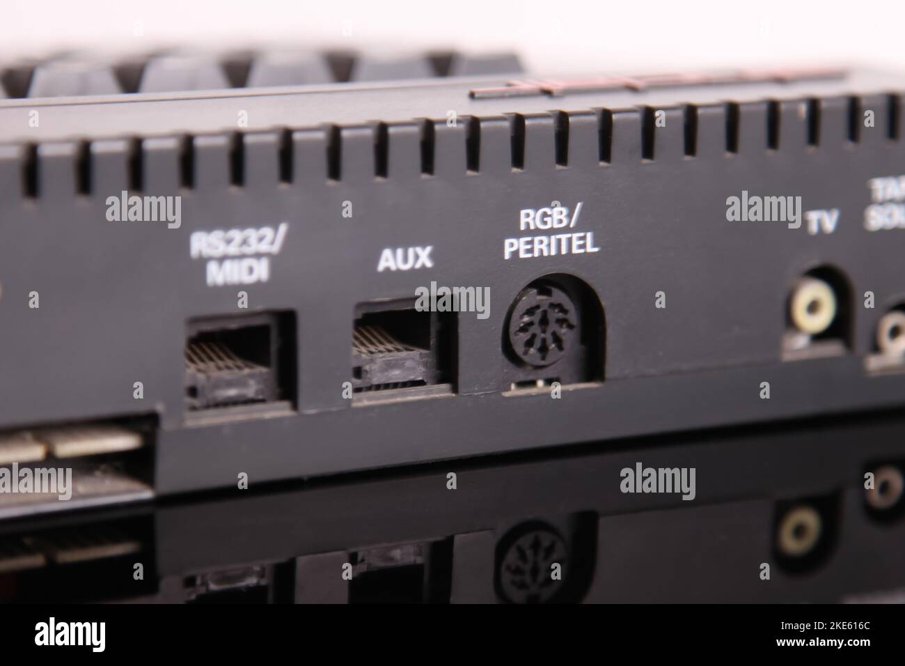 Sinclair Spectrum +3 porte per personal computer RS232 midi peritel rgb Foto Stock