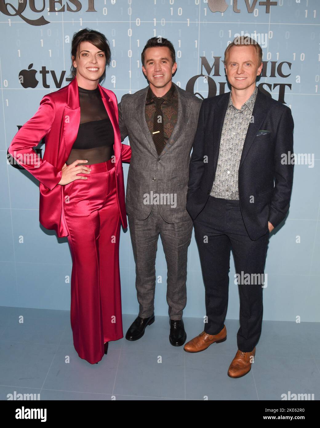 9 novembre 2022, Hollywood, California, USA: (L-R) Megan Ganz, Rob McElhenney e David Hornsby partecipano alla commedia di Apple TV+ â€œMythic Questâ (Credit Image: © Billy Bennight/ZUMA Press Wire) Foto Stock