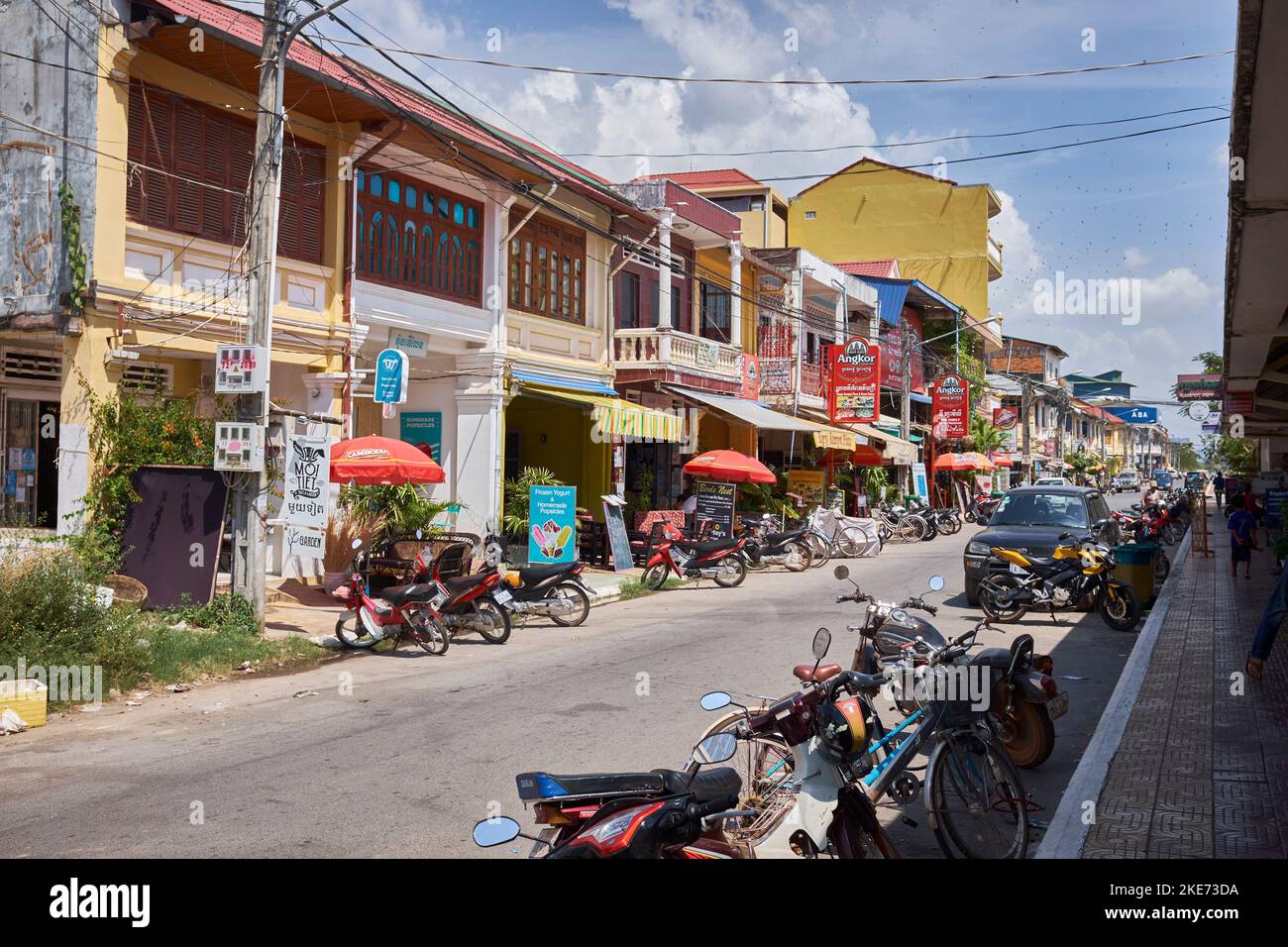 Street Scene nel centro di Kampot, Cambogia Foto Stock