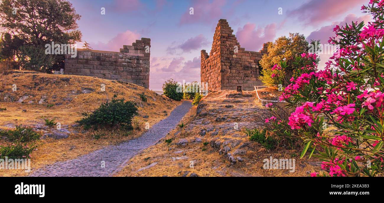 Porta di Myndos, Bodrum City. Myndos, porta storica a Bodrum, Turchia porta myndos, la storia della turchia, la cultura storica della Turchia. Percorso alla porta di Foto Stock