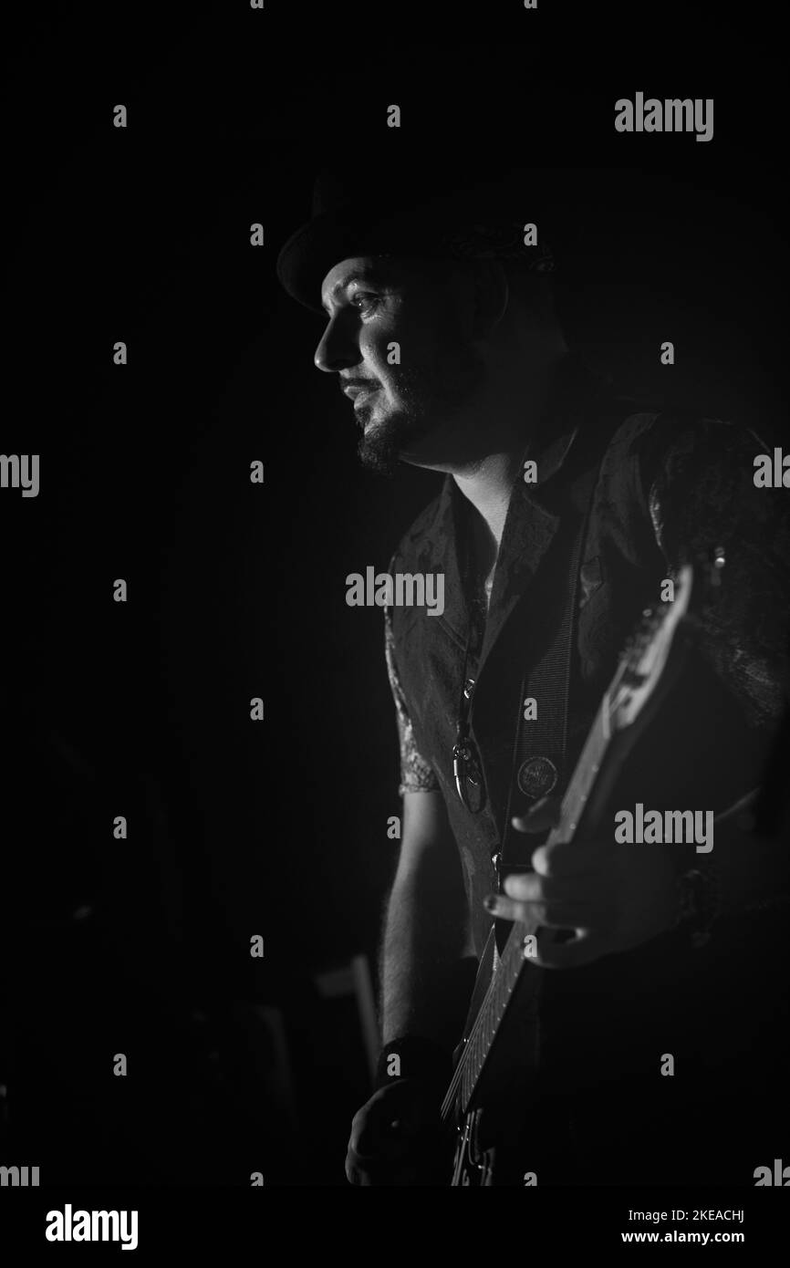 Gin Annie, esecuzione dal vivo all'Hard Rock Hell XV, novembre 2022, foto di John Lambeth. Foto Stock