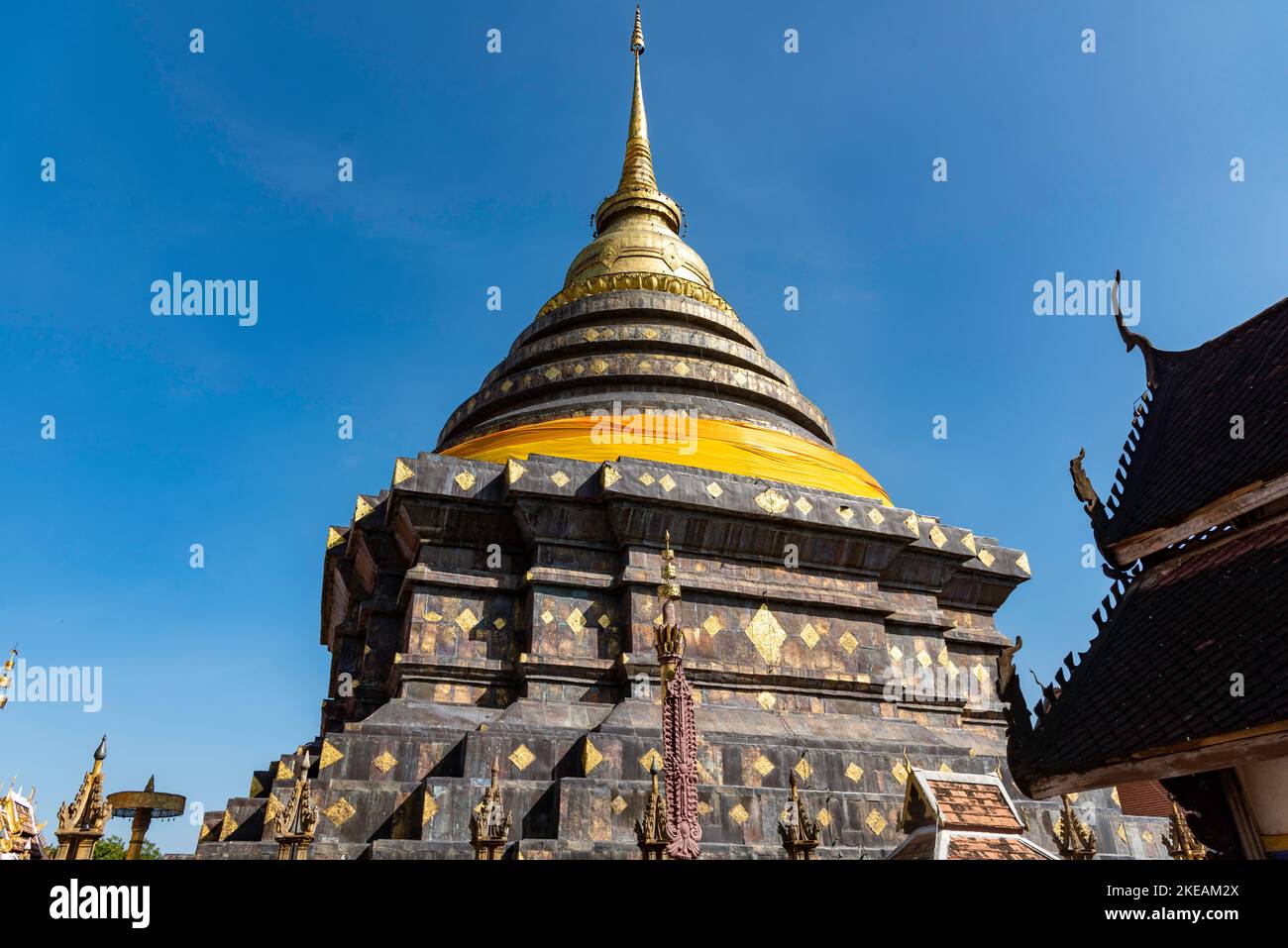 Templo del Buda Esmeralda (Wat Phra Kaew): el templo budista más famoso y venerado de todo Taicandia tiene esta distinción p Foto Stock
