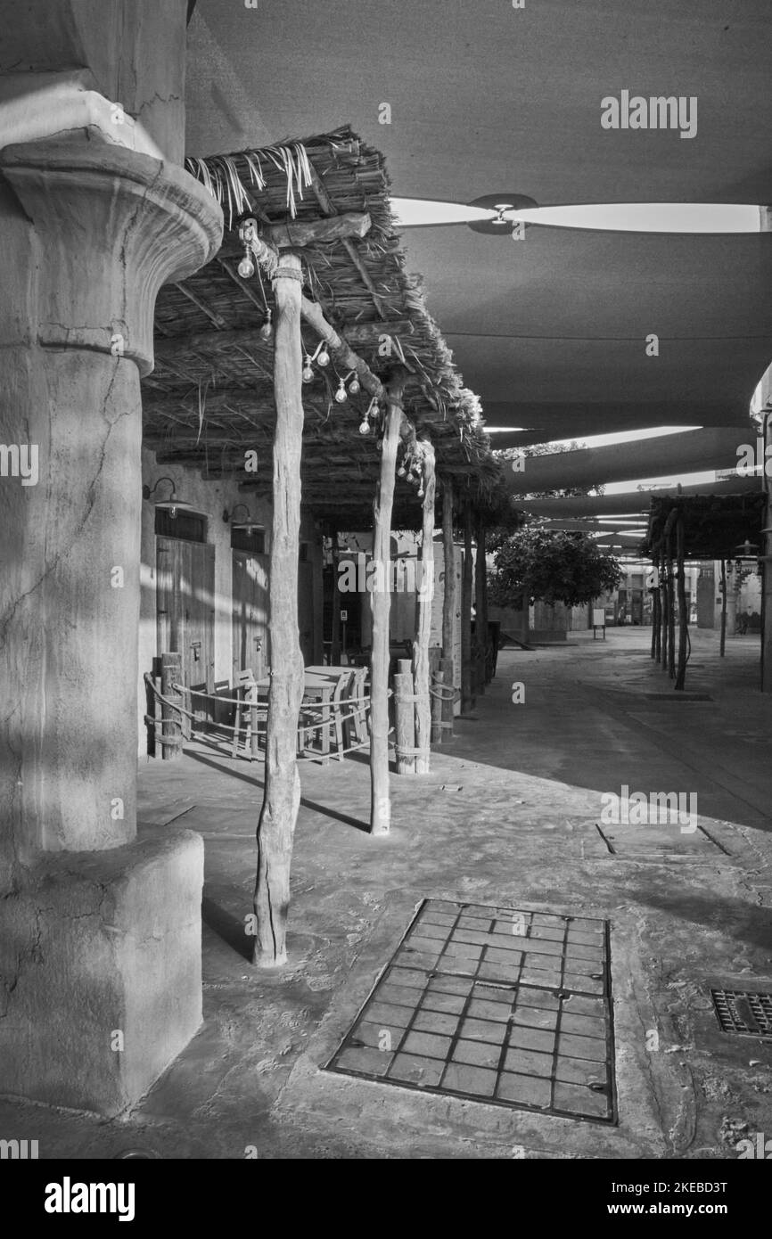 Antico passaggio del patrimonio culturale ad al Seef, Dubai, Emirati Arabi Uniti Foto Stock