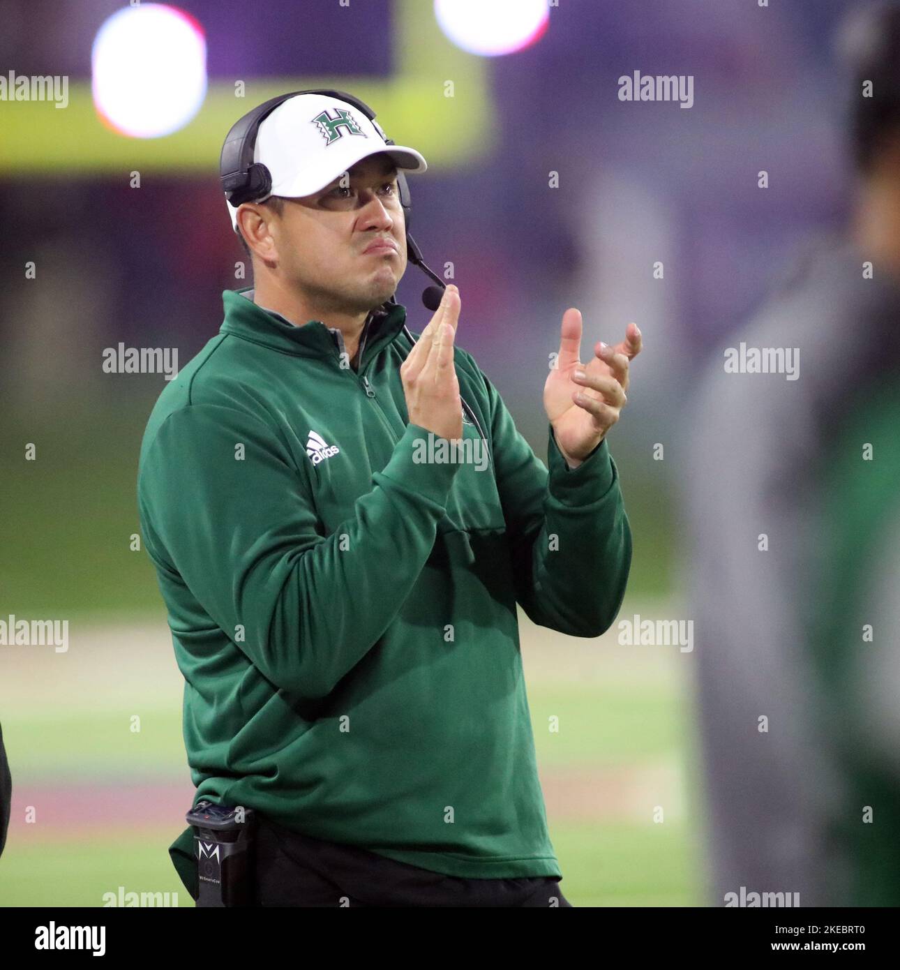 5 novembre 2022 - Hawaii Rainbow Warriors allenatore capo Timmy Chang in una partita tra il Fresno state Bulldogs e le Hawaii Rainbow Warriors al Valley Children's Stadium a Fresno, CA - Michael Sullivan/CSM Foto Stock