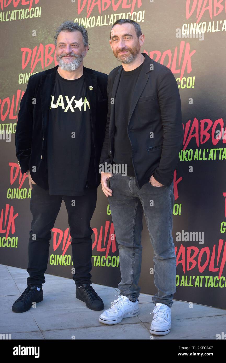 I direttori Antonio Manetti e Marco Manetti assistono alla fotocellula 'Diabolik - Ginko all'attacco' al Cinema Barberini di Roma. Novembre 11th, 2022 Foto Stock