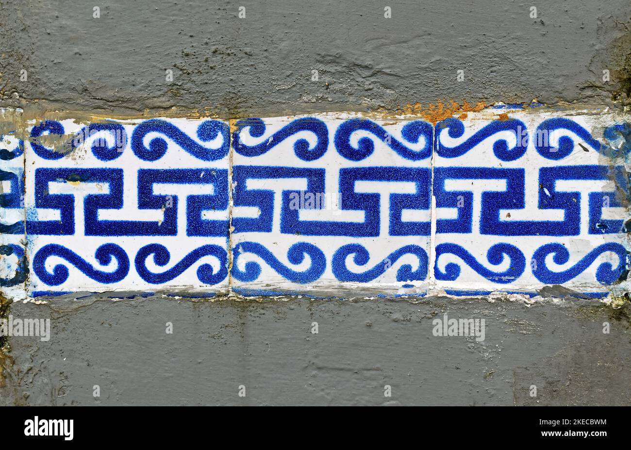 Band con piastrelle sul muro a Petropolis, Rio de Janeiro, Brasile Foto Stock