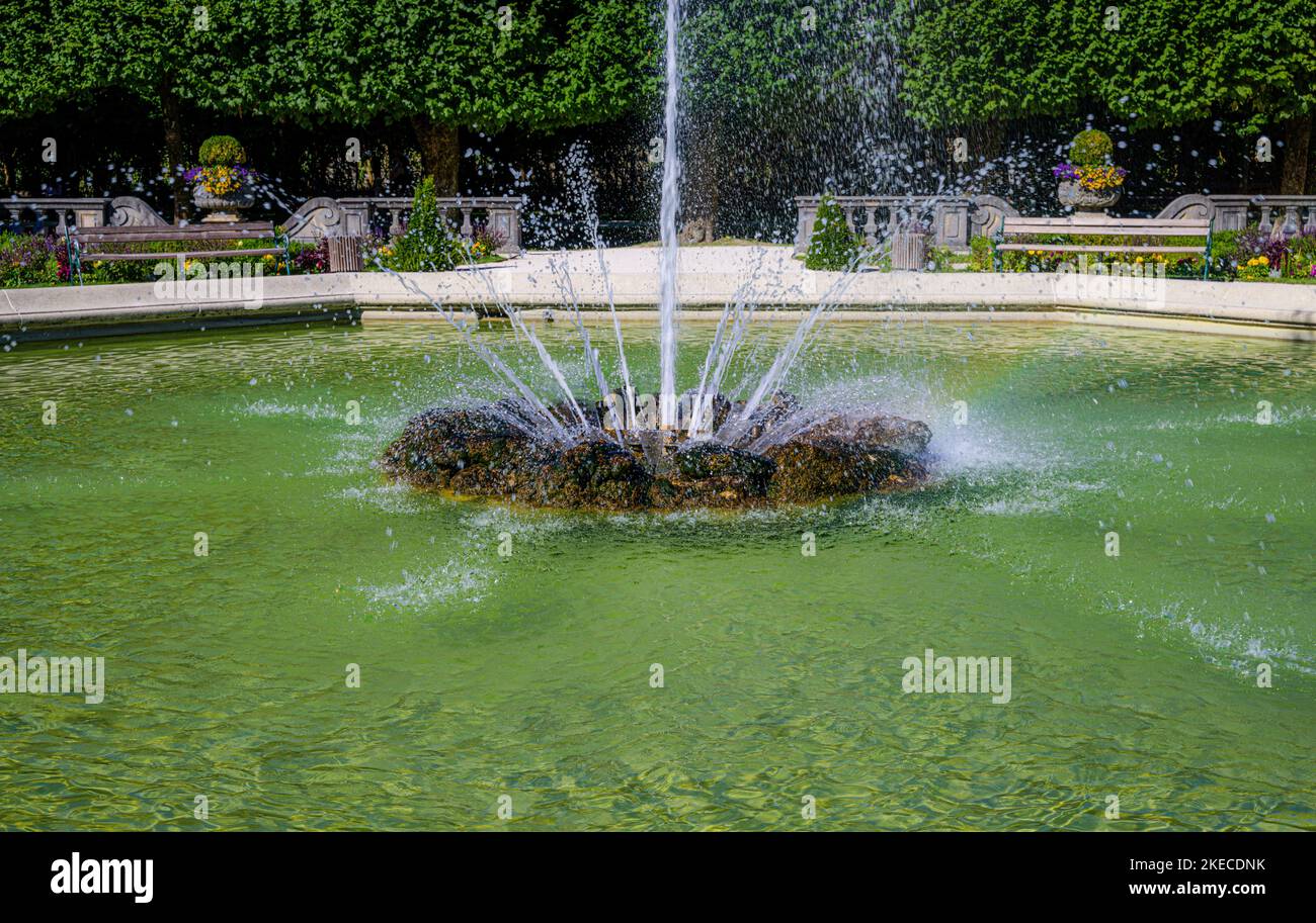 La fontana a quattro elementi anche grande fontana da vedere nel Giardino Mirabell a Salisburgo, Austria, Europa Foto Stock