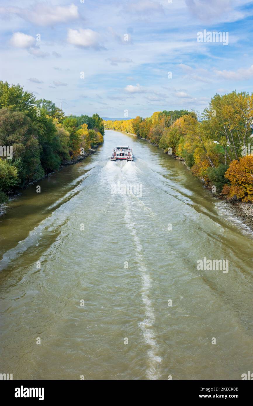 Vienna, fiume Donaukanal, nave passeggeri Twin City Liner nel 02. Leopoldstadt, Vienna, Austria Foto Stock