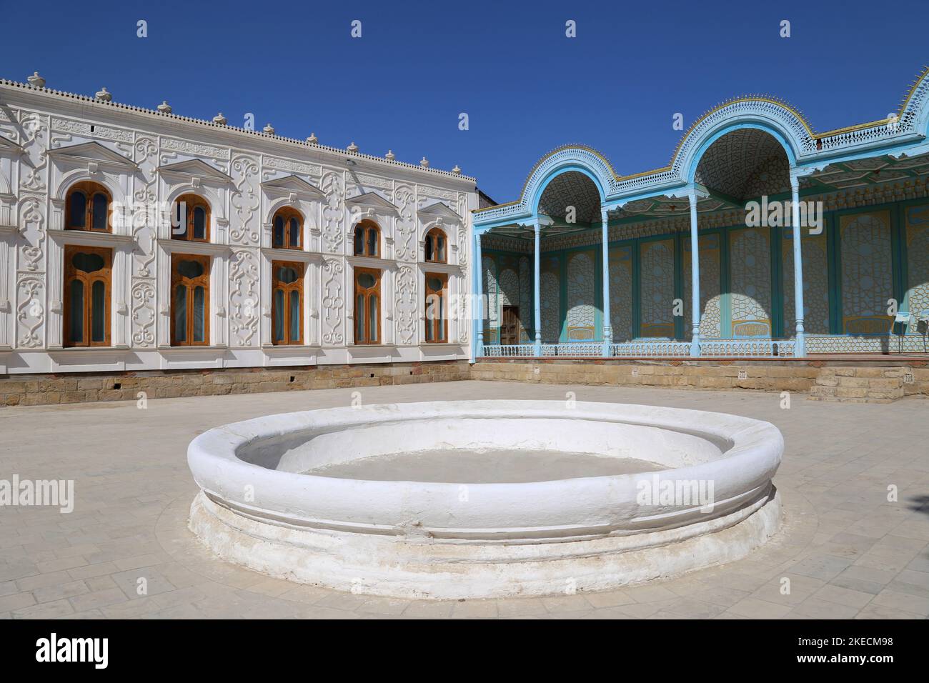 Cortile interno, Sitorai Mokhi Khosa (Palazzo delle Stelle tipo Luna) - l'ultimo Palazzo Estivo di Emir, Bukhara, Provincia di Bukhara, Uzbekistan, Asia Centrale Foto Stock