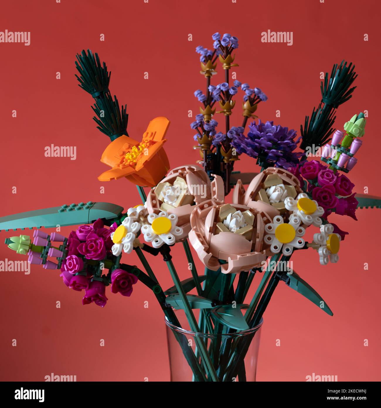 Il bouquet di fiori di lego Foto stock - Alamy