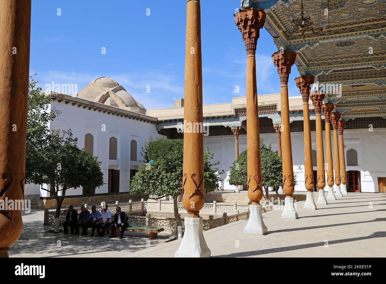 Cortile interno, Necropoli di Bahauddin Naqshband, Kasri, Bukhara, Provincia di Bukhara, Uzbekistan, Asia centrale Foto Stock