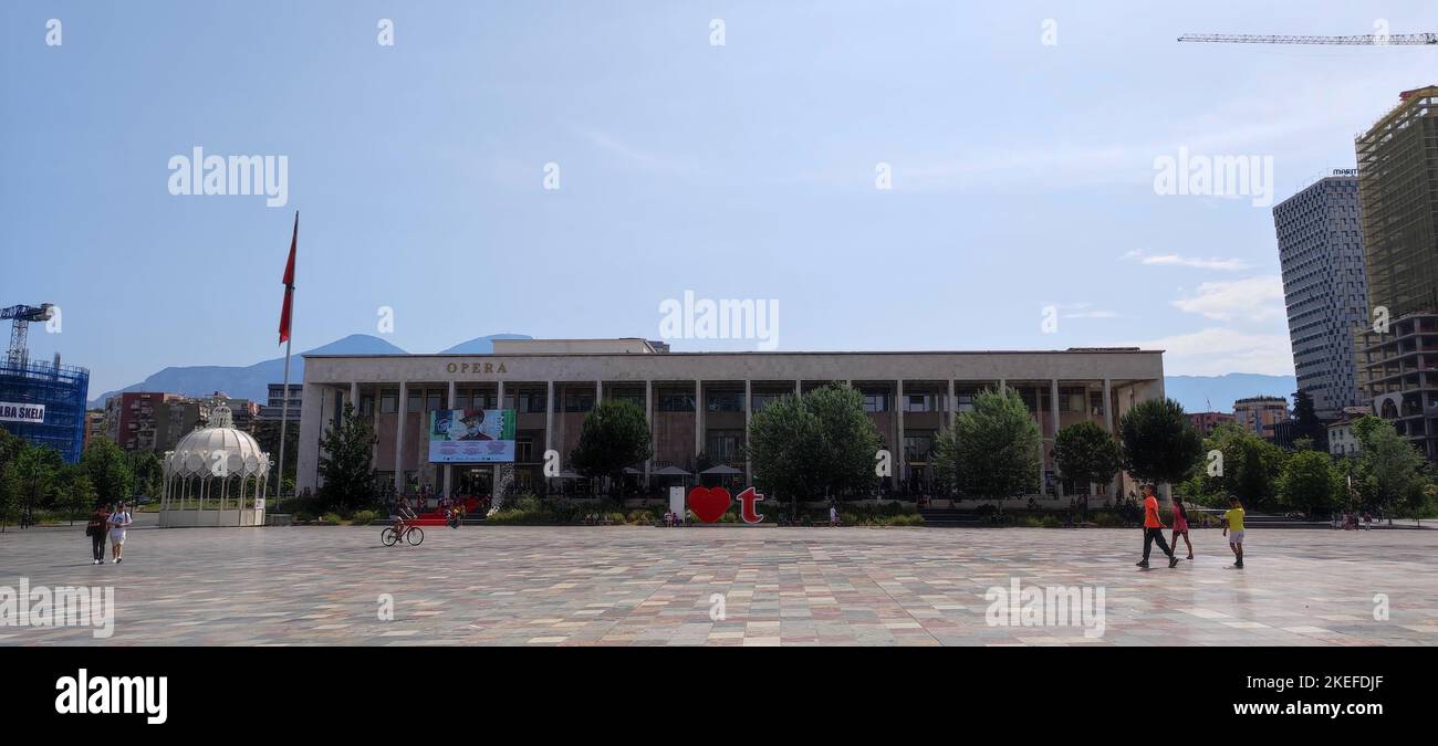 Tirana, Albania - 4 giugno 2022: Teatro Nazionale dell'Opera e Balletto d'Albania Foto Stock