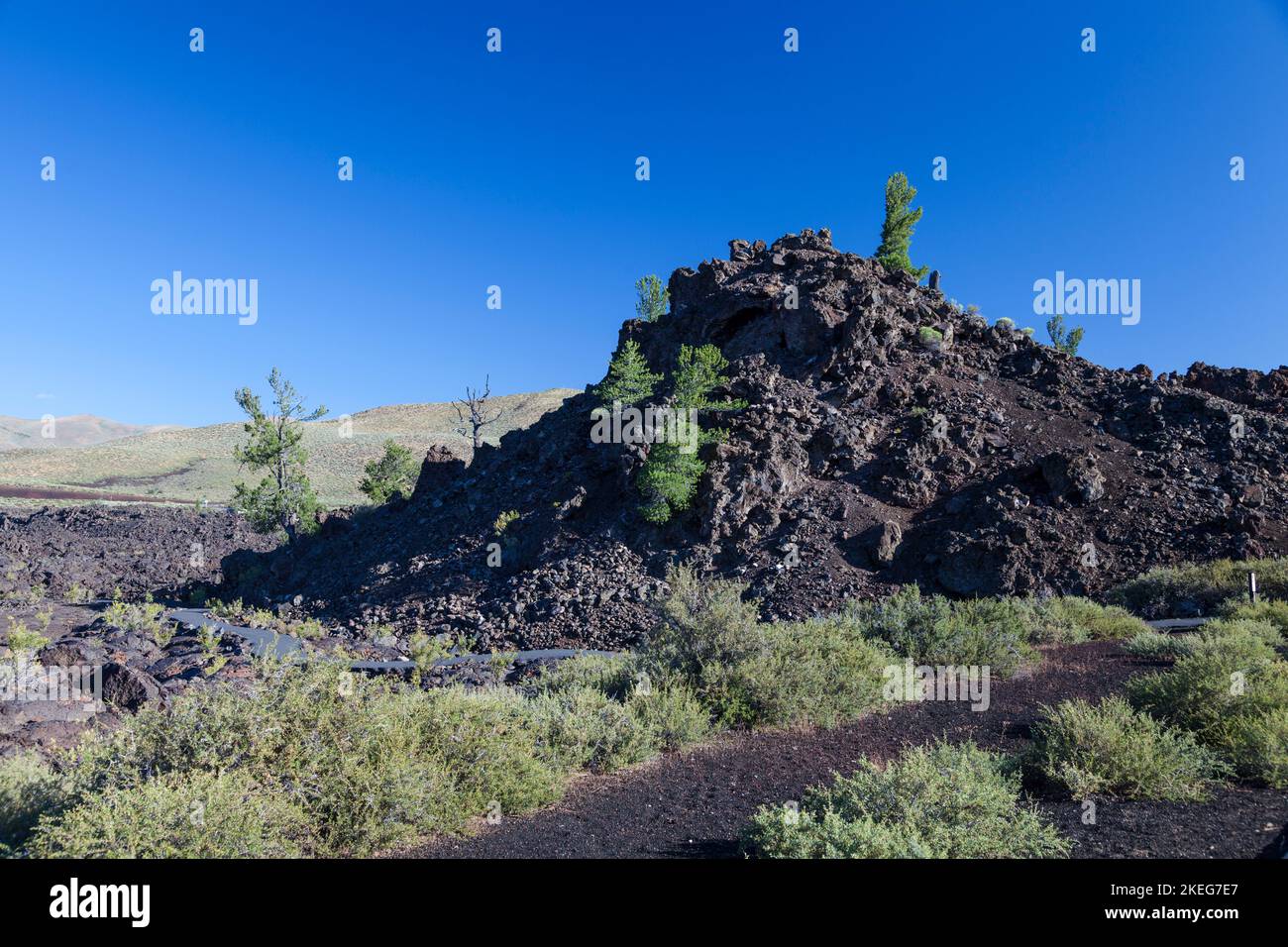 Un terreno accidentato in crateri della luna monumento nazionale e preservare in Idaho. Il Parco Nazionale di Servizio descrive il parco come "un vasto oceano di lava f Foto Stock