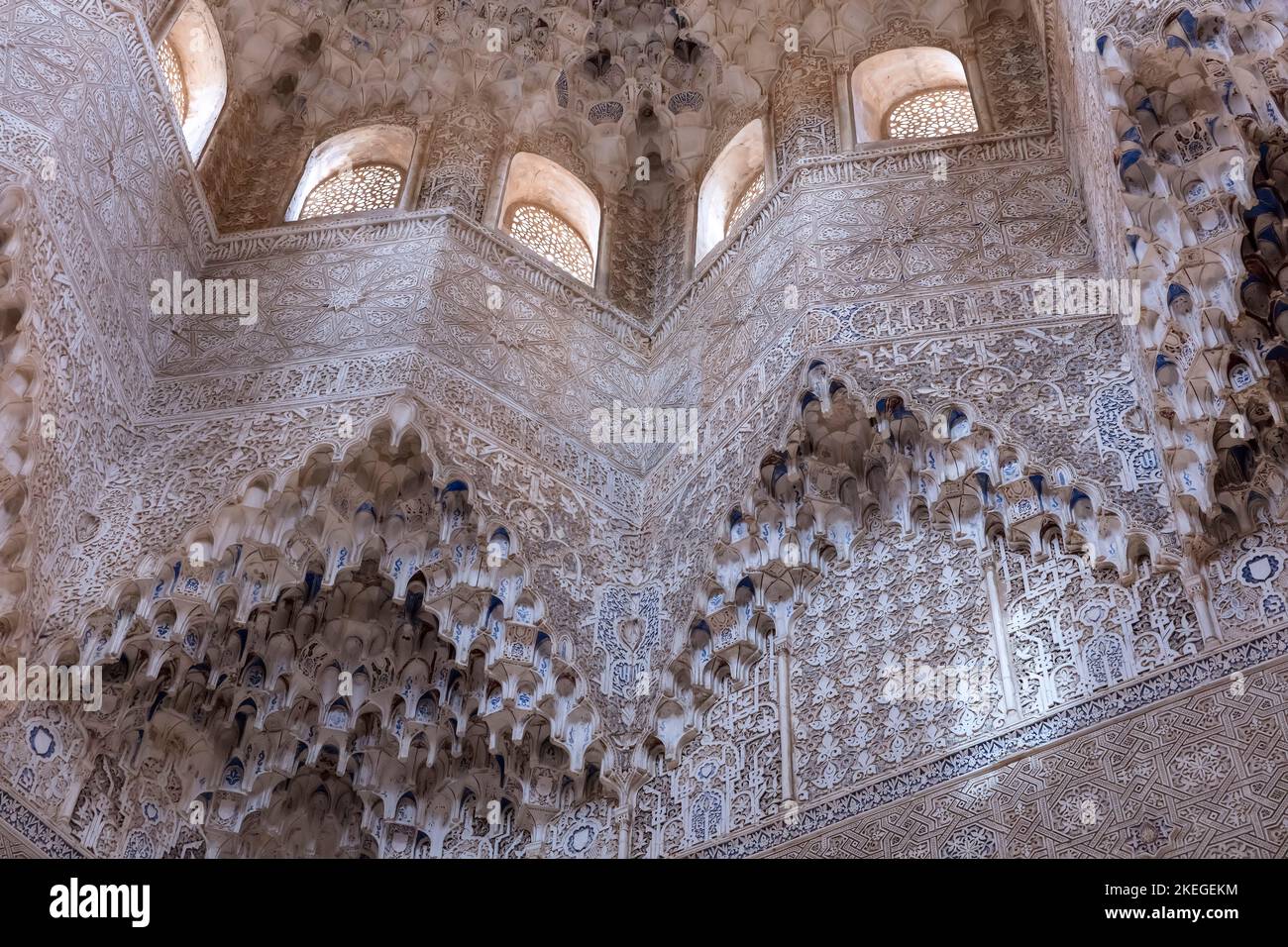 Dettagli architettura islamica Alhambra, Granada, Spagna Foto Stock