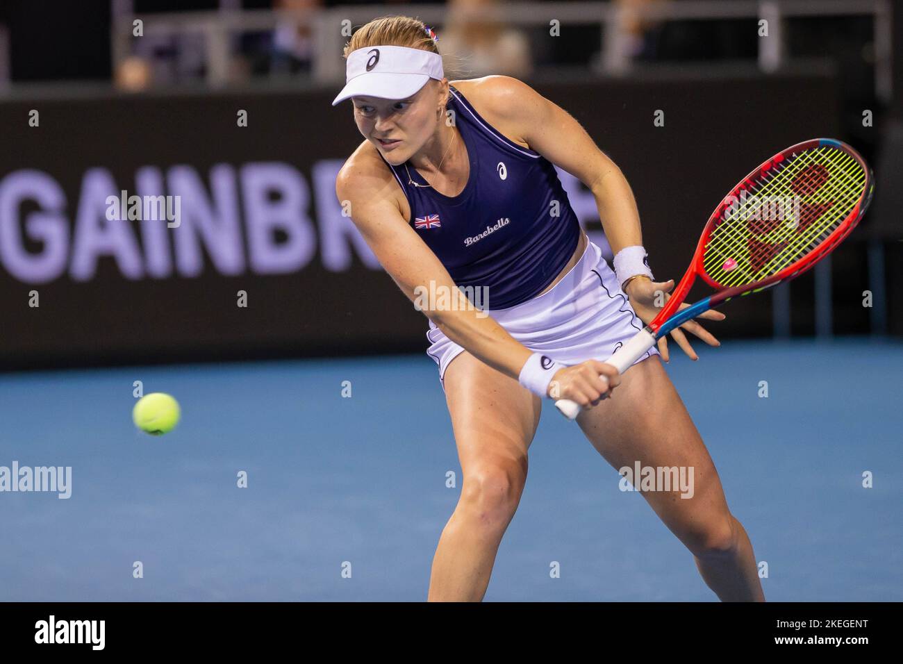 Glasgow, Scozia 12th novembre 2022. Harriet Dart del Team GB prende Ajla Tomljanovic d'Australia nella semifinale della Billy Jean King Cup. Foto Stock