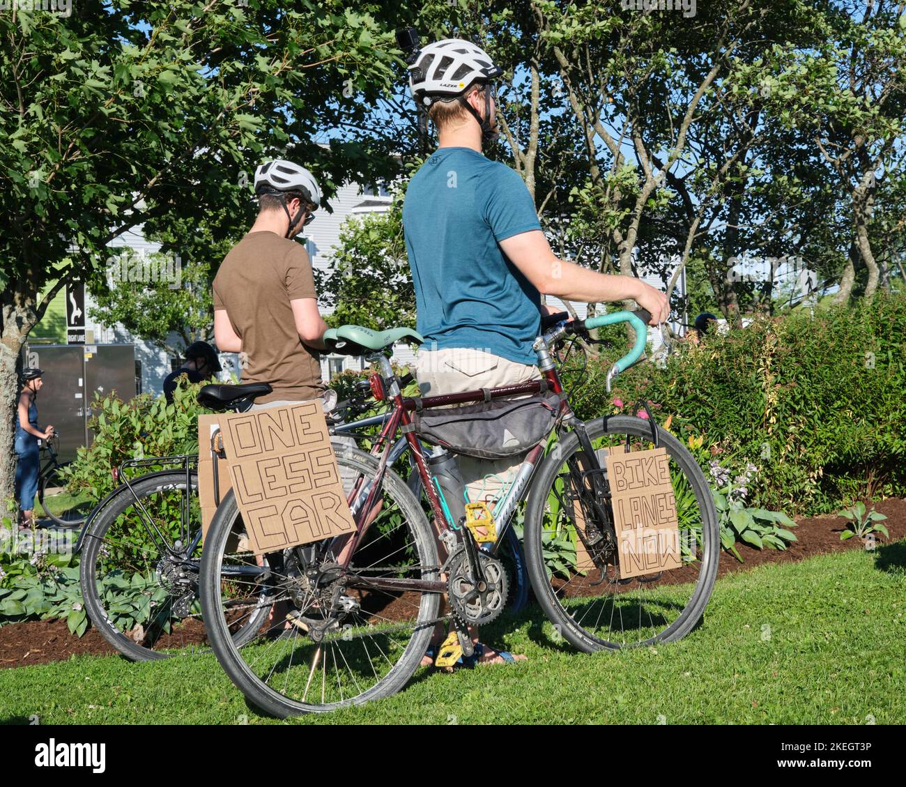 Consapevolezza della sicurezza in bicicletta attraverso le strade di Halifax Foto Stock