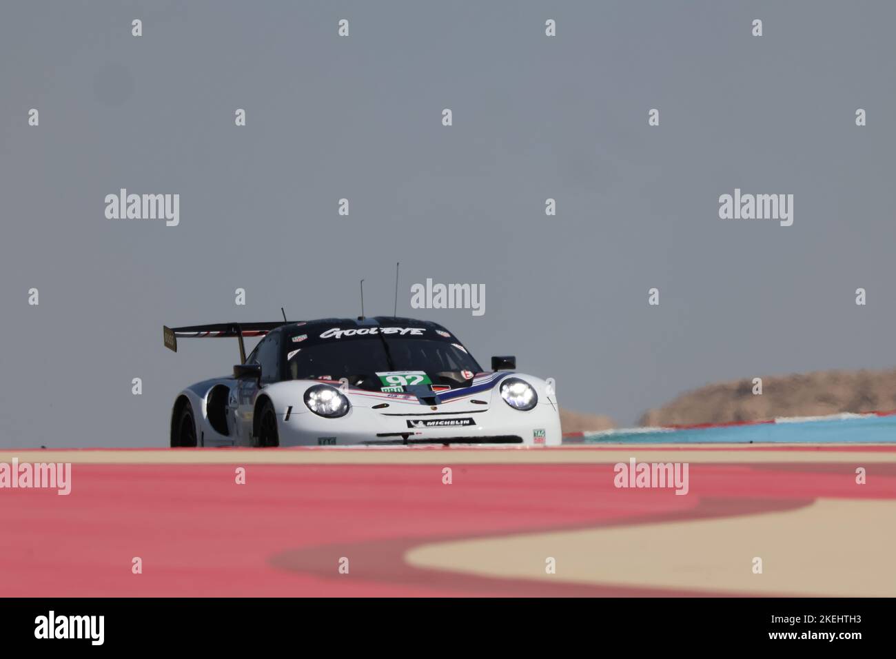 Bahrein, Bahrein. 12th Nov 2022. BAHRAIN, SAKHIR, circuito Internazionale del Bahrain, 12. Novembre 2022: #92, Christensen/Estre (DK/F), Porsche 911 RSR, FIA World Endurance Championship: 8 ore DI BAHRAIN, 2022, WEC, WORLD ENDURANCE Championship, Sakhir il 12 novembre 2022, copyright di Georges DECOSTER, ATP images (DECOSTER Georges/ATP/SPP) Credit: SPP Sport Press Photo. /Alamy Live News Foto Stock