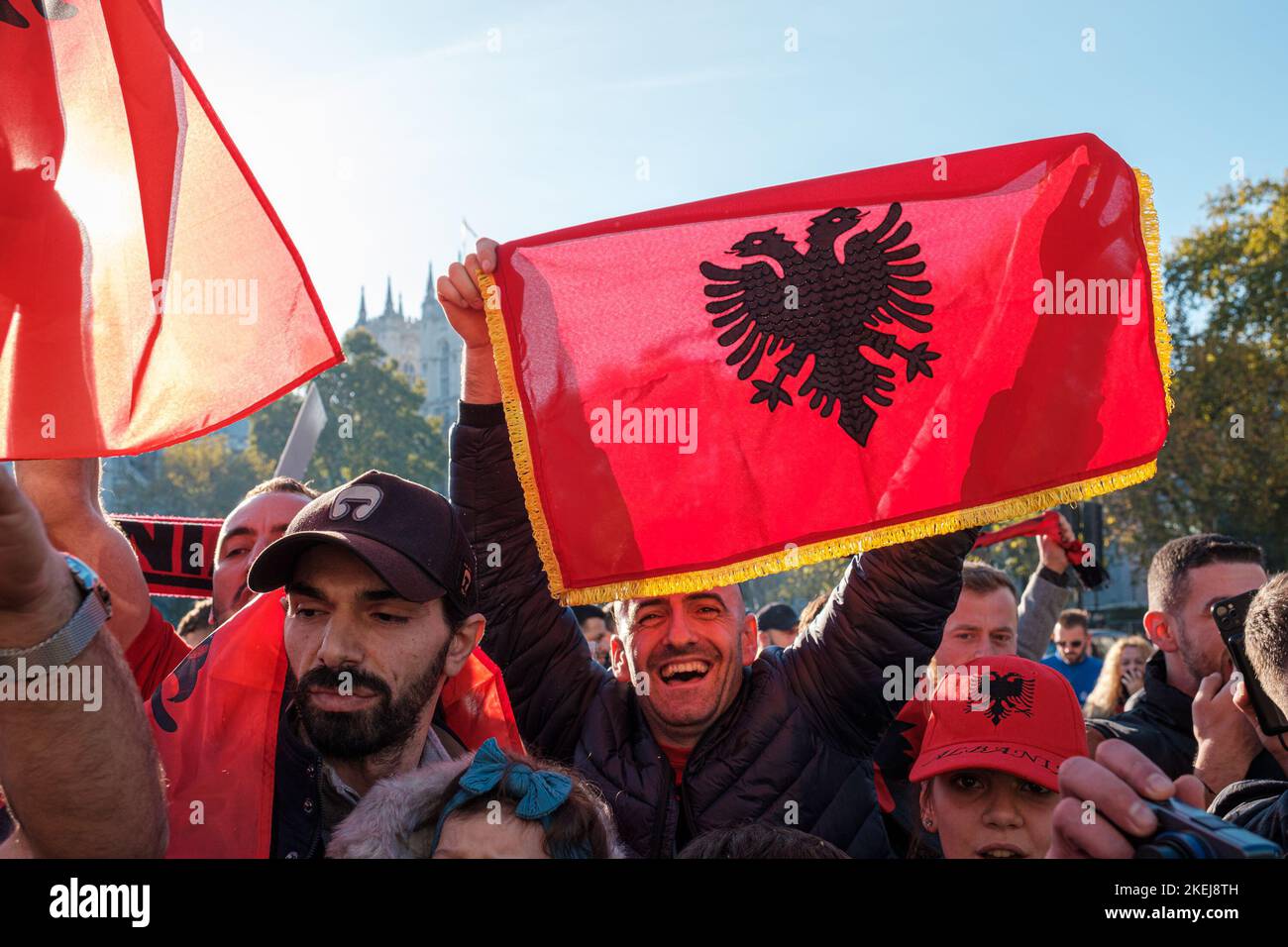 Gli albanesi con sede a Londra sono venuti fuori in grande dopo che Suella Braverman ha implicato che gli albanesi che sono venuti nel Regno Unito sono criminali Foto Stock