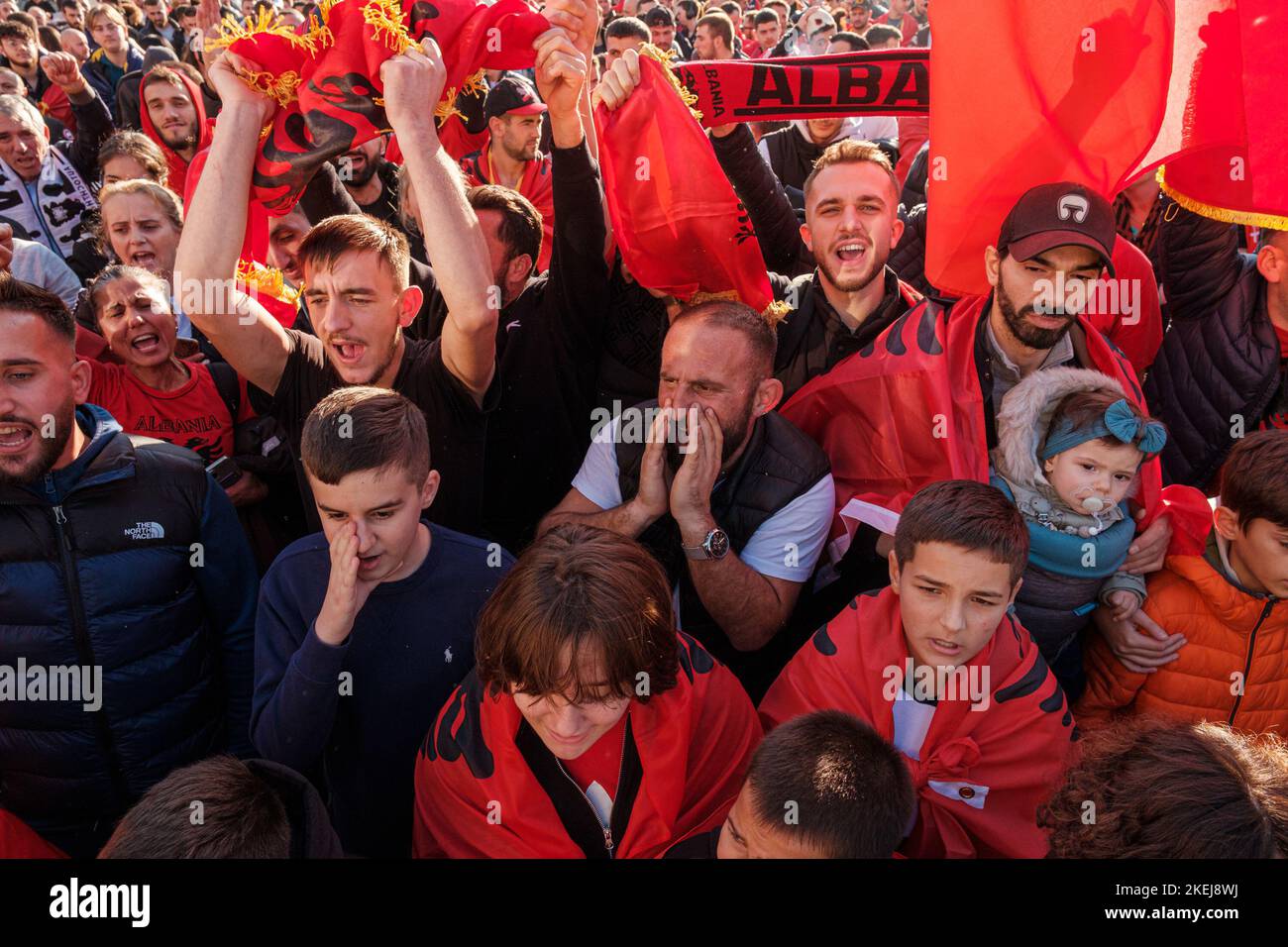 Gli albanesi con sede a Londra sono venuti fuori in grande dopo che Suella Braverman ha implicato che gli albanesi che sono venuti nel Regno Unito sono criminali Foto Stock